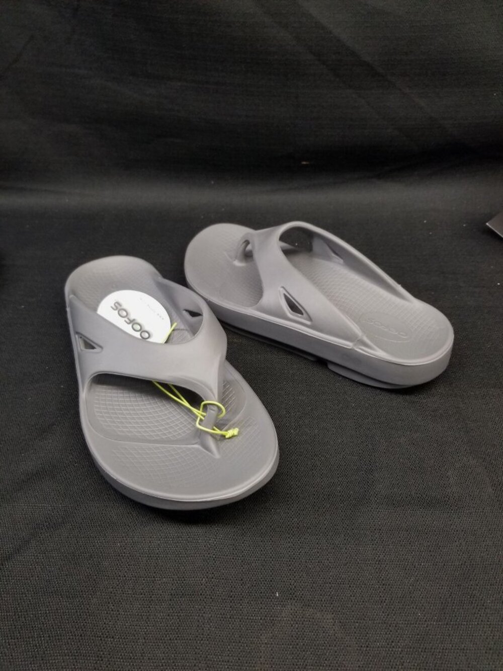 OOFOS Women's OOriginal Sandal Recovery Thong SLATE Size 11 NEW WITH TAGS!